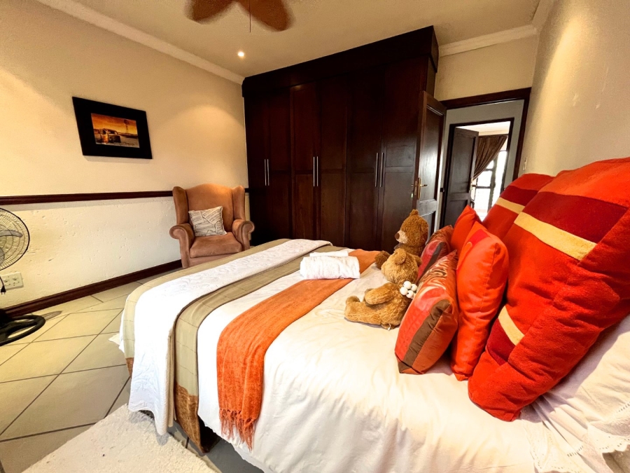 5 Bedroom Property for Sale in Birdwood Estate North West